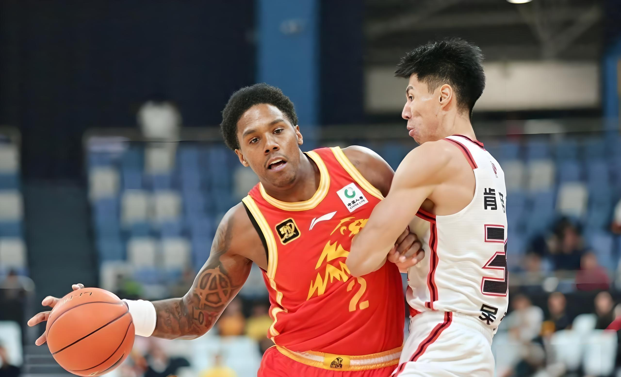 新疆队大胜四川队，展现实力的简单介绍