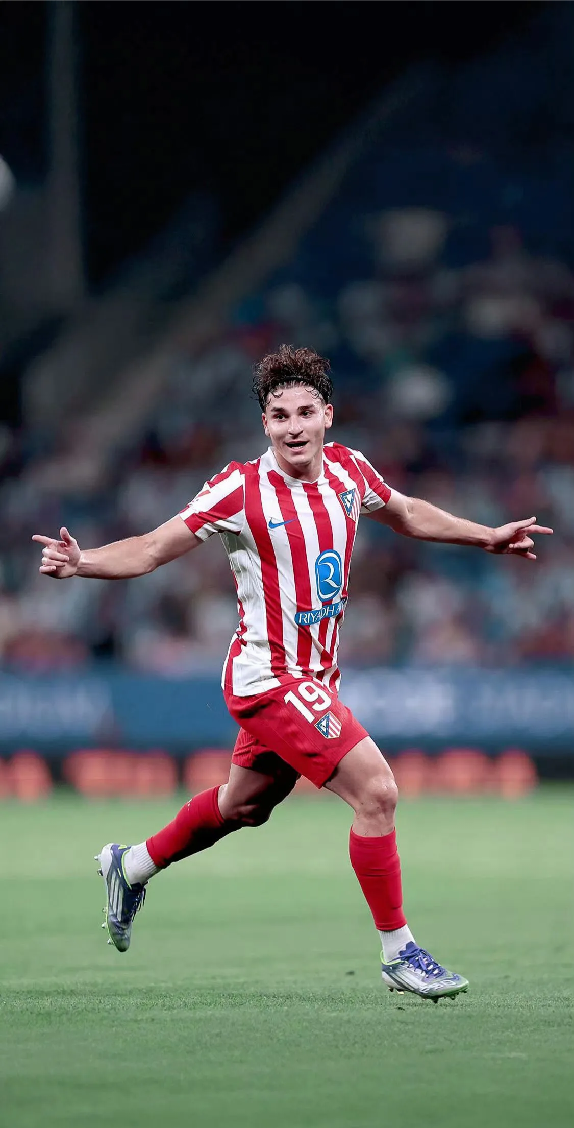 巴列卡诺击败劲旅，表现出色的简单介绍