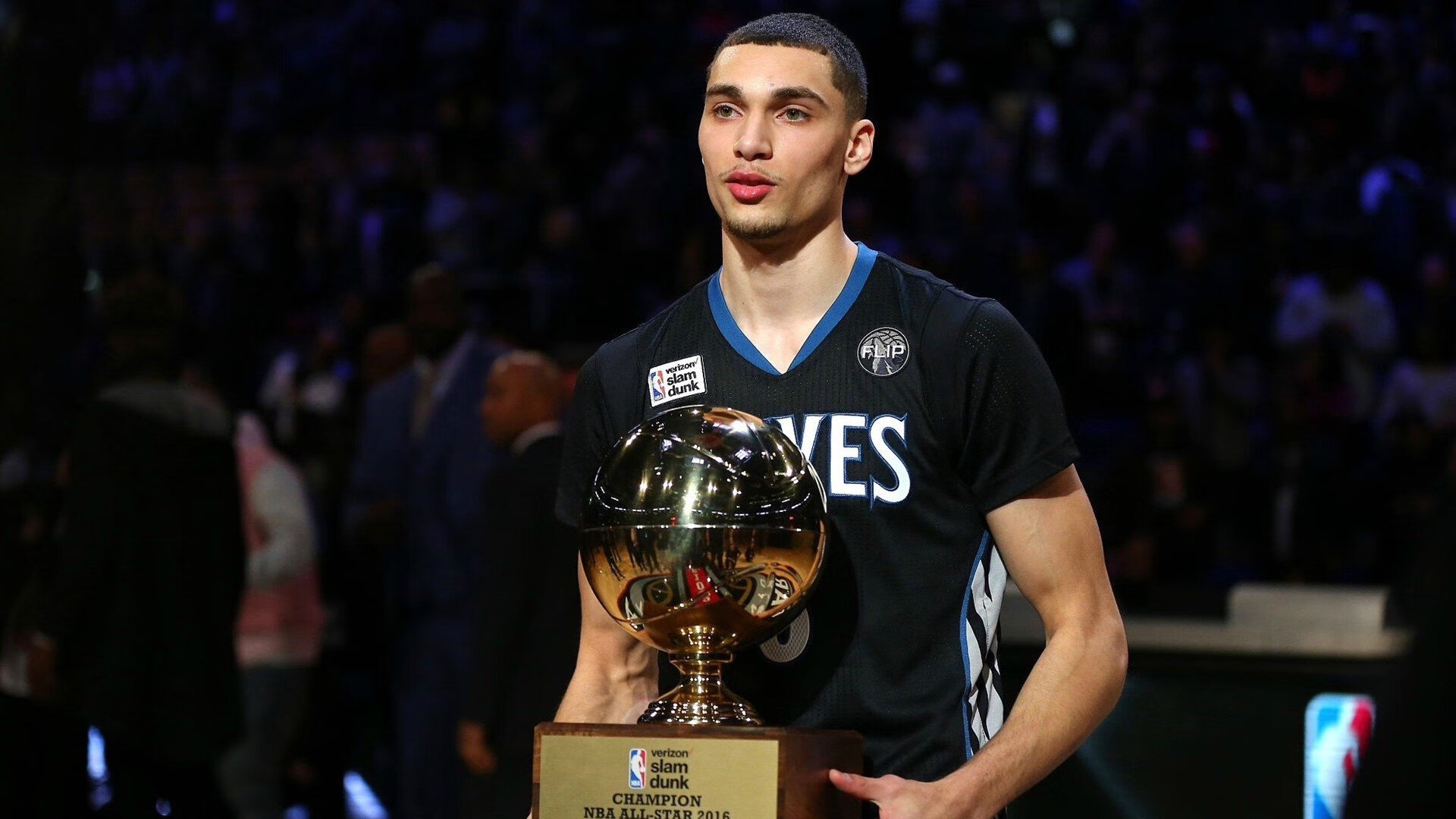 雷速体育官网-跨界狂想，当浙江稠州淘汰湖人，而伦纳德在欧冠半决赛接管比赛