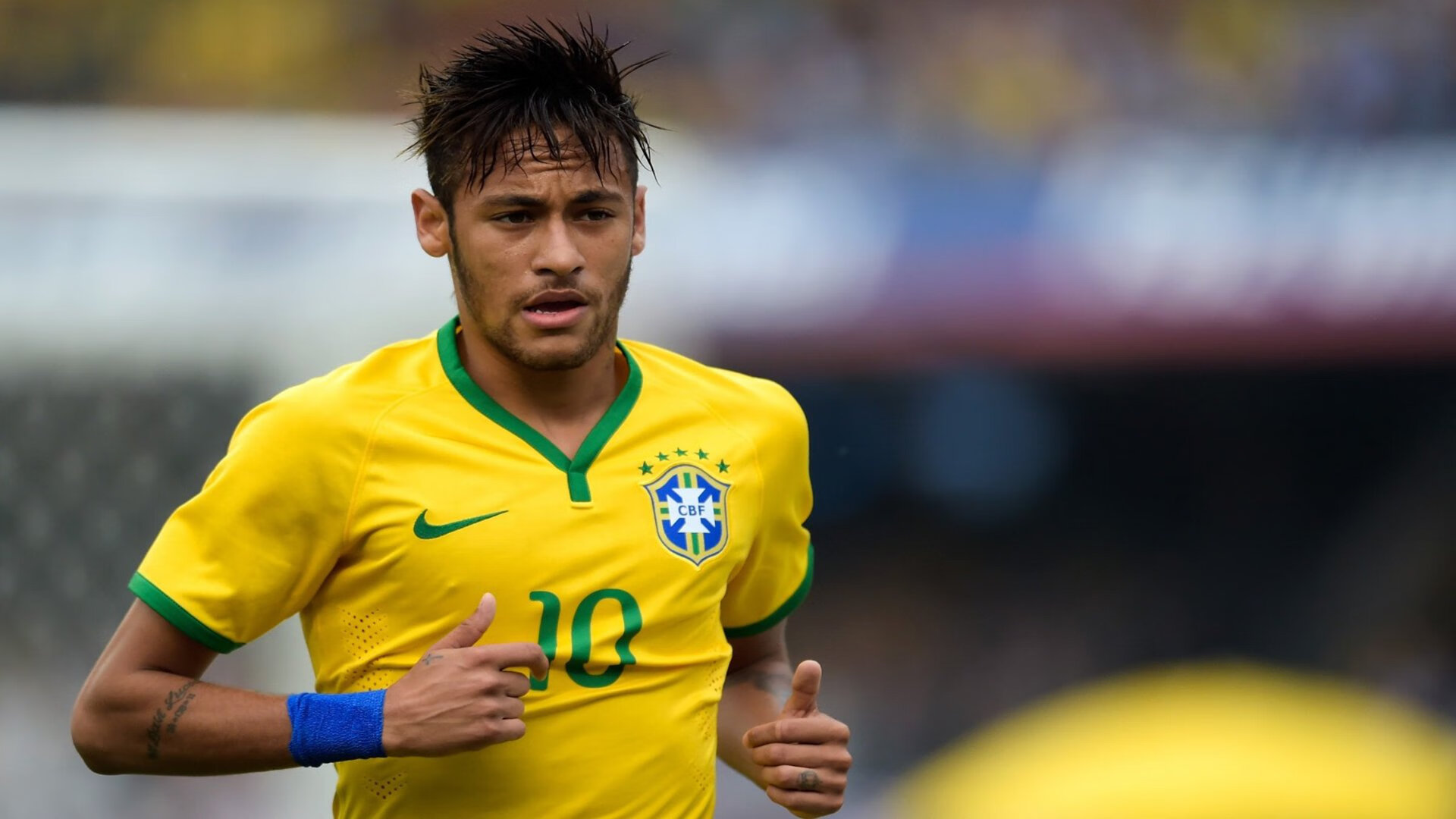 足球场上的翻盘与刷新，从德国逆转乌克兰到佩德里的纪录之夜